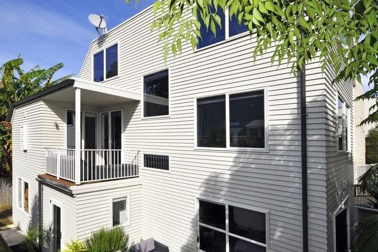 Photo of property in 96d Anzac Street, Takapuna, Auckland, 0622