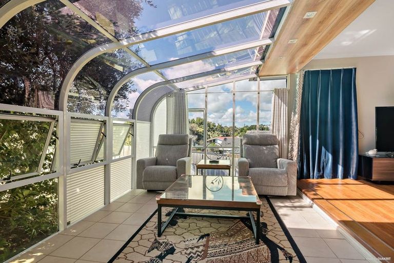 Photo of property in 3 Mchardy Place, Glenfield, Auckland, 0627