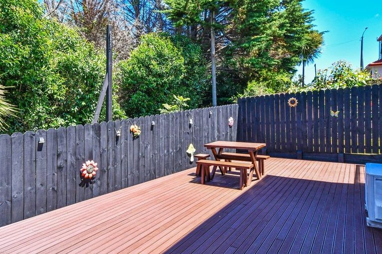 Photo of property in 11 Murrayfield Lane, Manurewa, Auckland, 2105