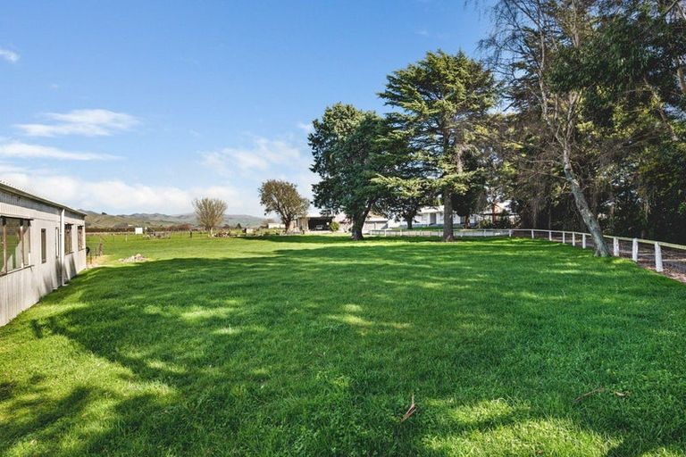 Photo of property in 2 Swamp Road, Dillons Point, Blenheim, 7273