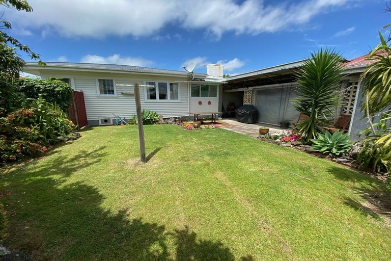 Photo of property in 516 Te Atatu Road, Te Atatu Peninsula, Auckland, 0610