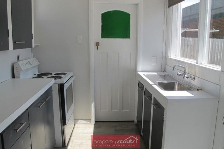 Photo of property in 8 Osmond Street, South Dunedin, Dunedin, 9012