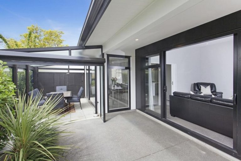 Photo of property in 35 Mcdougall Avenue, St Albans, Christchurch, 8014