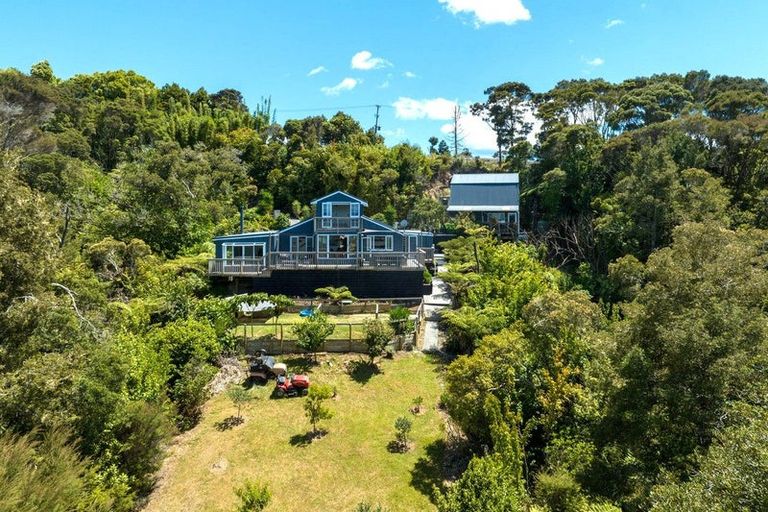 Photo of property in 9 Oromahoe Road, Opua, 0200