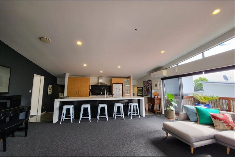 Photo of property in 9 Carento Way, Stanmore Bay, Whangaparaoa, 0932