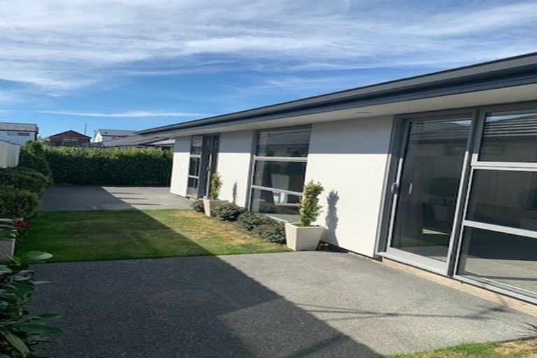 Photo of property in 5 Capil Court, Halswell, Christchurch, 8025