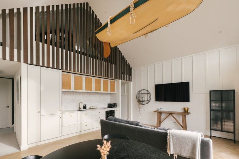 Photo of property in 69 Kanuka Drive, Hokowhitu, Palmerston North, 4410