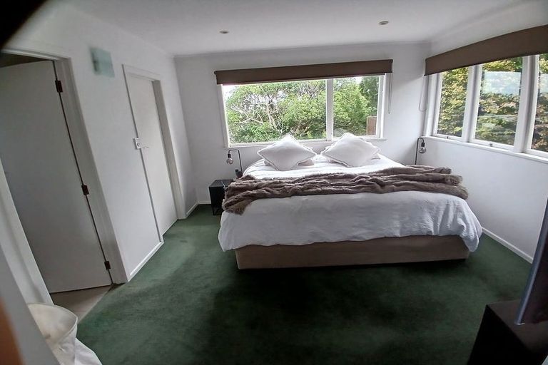 Photo of property in 819 Beach Road, Browns Bay, Auckland, 0630