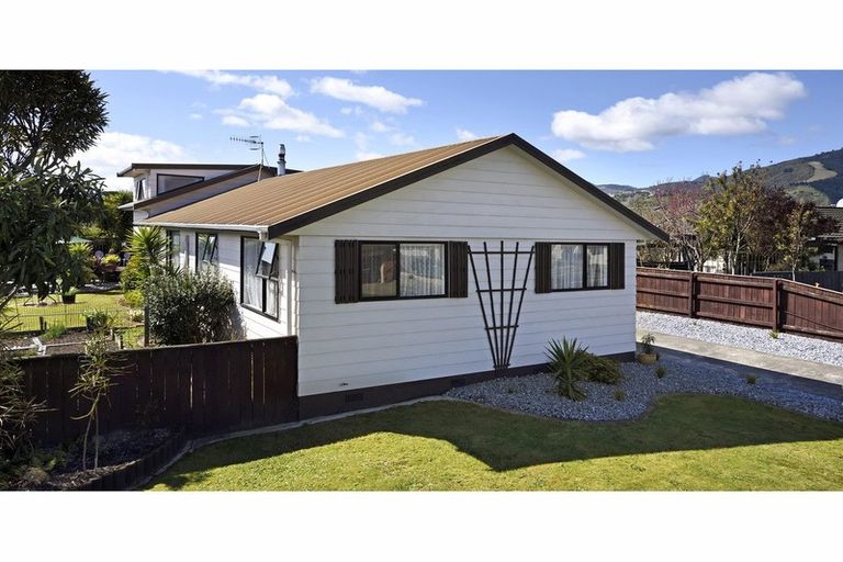 Photo of property in 34 Aldinga Avenue, Stoke, Nelson, 7011