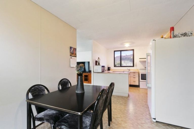 Photo of property in 29 Grimsby Grove, Wainuiomata, Lower Hutt, 5014