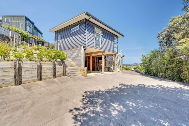 Photo of property in 21 Centennial Drive, Whitianga, 3510