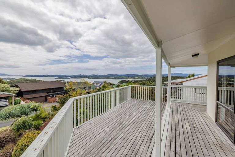 Photo of property in 90 Te Haumi Drive, Paihia, 0200