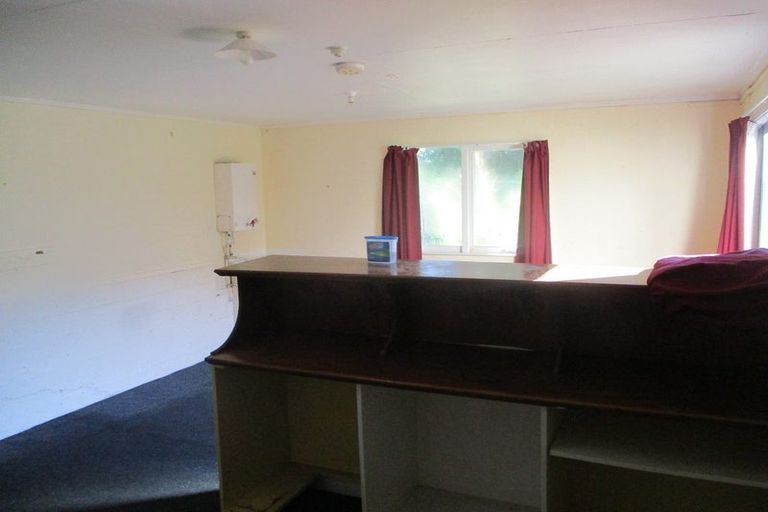 Photo of property in 76 Helena Street, Massey, Auckland, 0614