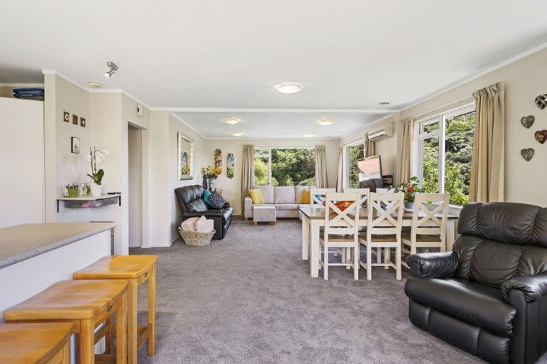 Photo of property in 63 The Drive, Tawa, Wellington, 5028