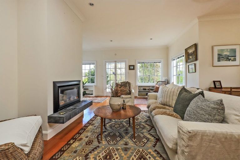 Photo of property in 81 Joll Road, Havelock North, 4130