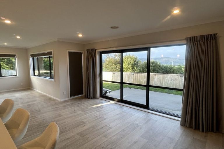 Photo of property in 116 Endeavour Drive, Whitby, Porirua, 5024