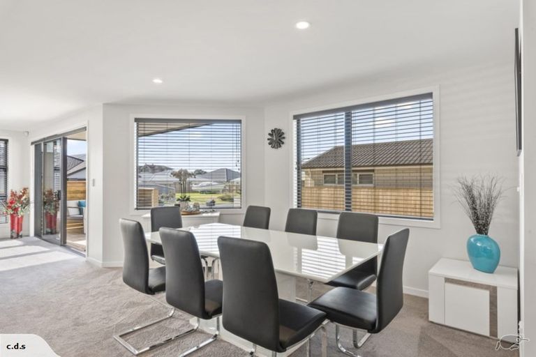 Photo of property in 15 Trevally Place, Snells Beach, 0920