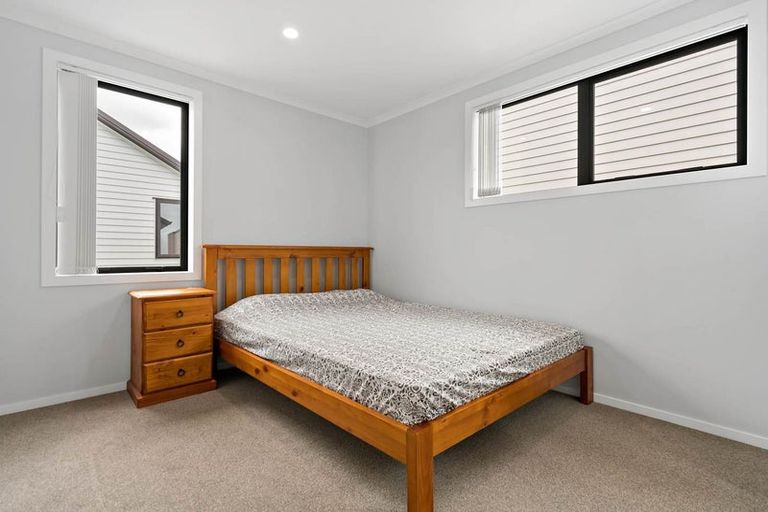 Photo of property in 30 Kauri Heart Avenue, Takanini, 2112