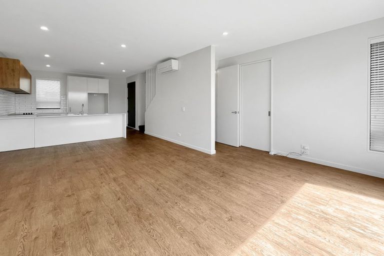 Photo of property in 124 Warden Street, Shirley, Christchurch, 8013