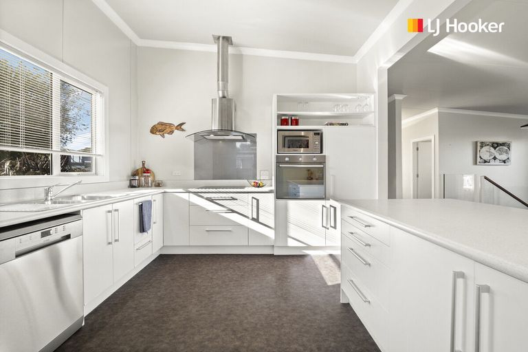 Photo of property in 64 Mckerrow Street, Shiel Hill, Dunedin, 9013