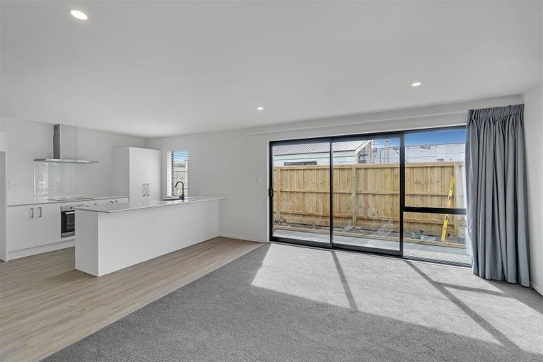 Photo of property in 71 Northmoor Boulevard, Rolleston, 7615