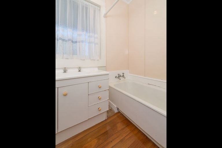 Photo of property in 7 Bertram Street, Hillcrest, Rotorua, 3015