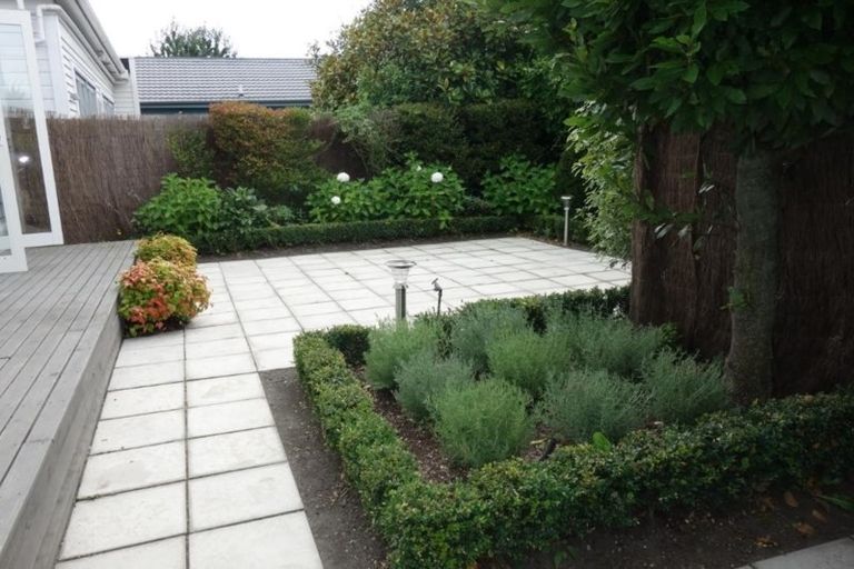 Photo of property in 48 Caledonian Road, St Albans, Christchurch, 8014