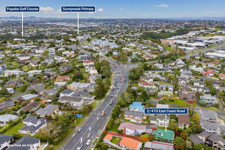 Photo of property in 2/470 East Coast Road, Windsor Park, Auckland, 0630