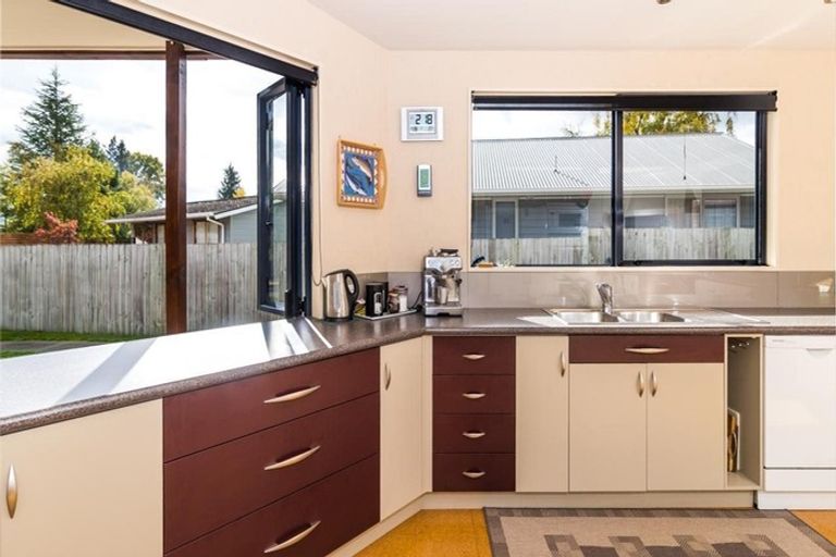 Photo of property in 63 Marina Terrace, Kinloch, Taupo, 3377