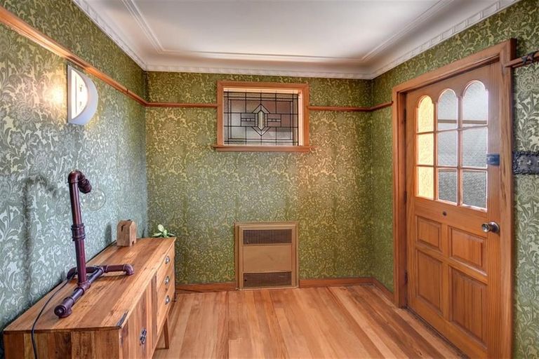 Photo of property in 43 Melville Street, Dunedin Central, Dunedin, 9016