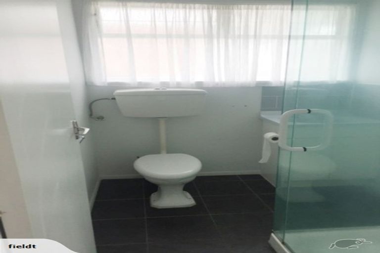 Photo of property in 43 Scenic Drive, Hillpark, Auckland, 2102