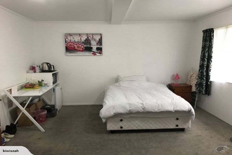 Photo of property in 25 Clyde Street, North Dunedin, Dunedin, 9016