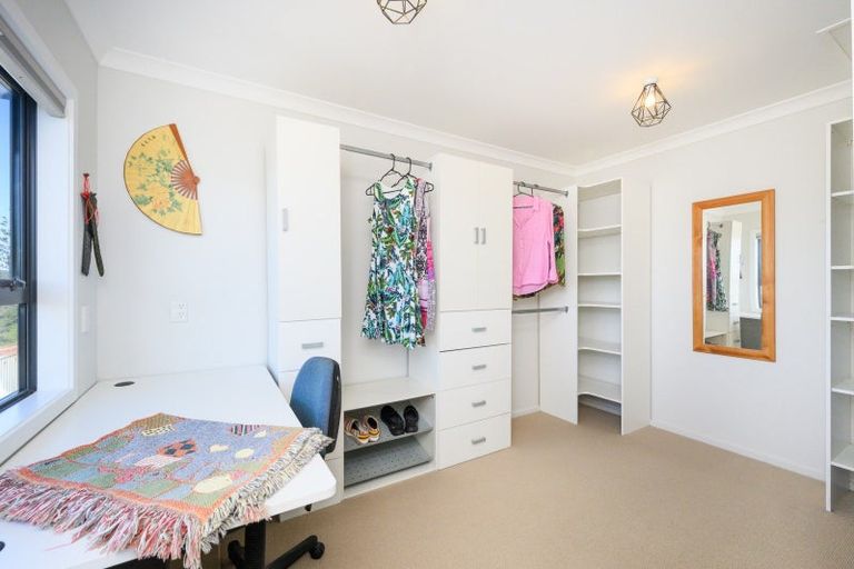 Photo of property in 17 Marine Parade South, Foxton Beach, Foxton, 4815