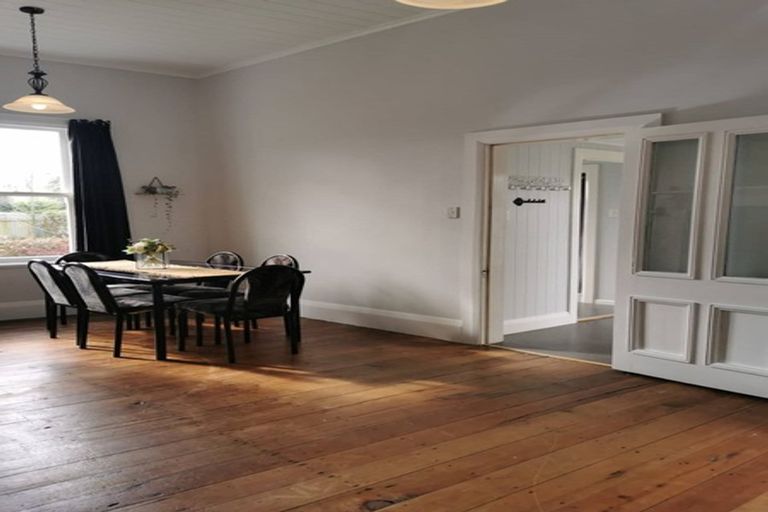 Photo of property in 37 Grey Street, Marton, 4710