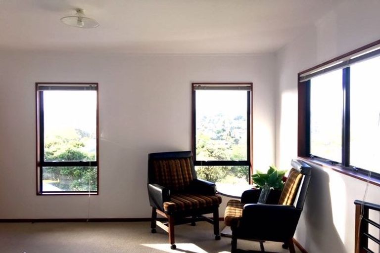 Photo of property in 1/29 Oaktree Avenue, Browns Bay, Auckland, 0630