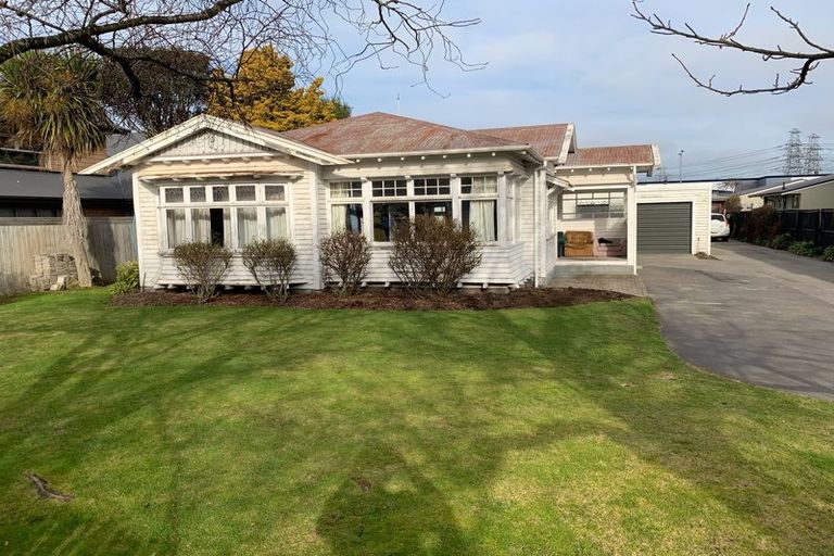 Photo of property in 37 Lyndon Street, Riccarton, Christchurch, 8041