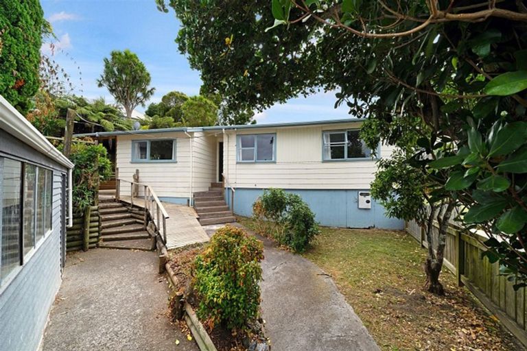 Photo of property in 22 Karaka Street, Helensville, 0800