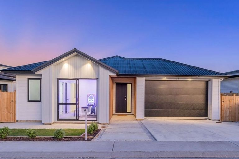 Photo of property in 9 Cutfield Lane, Kumeu, 0810