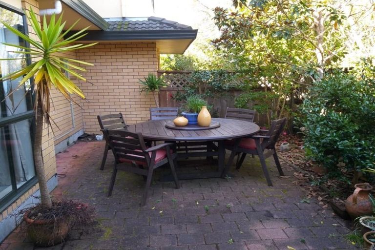Photo of property in 26/2 Arawa Street, New Lynn, Auckland, 0600