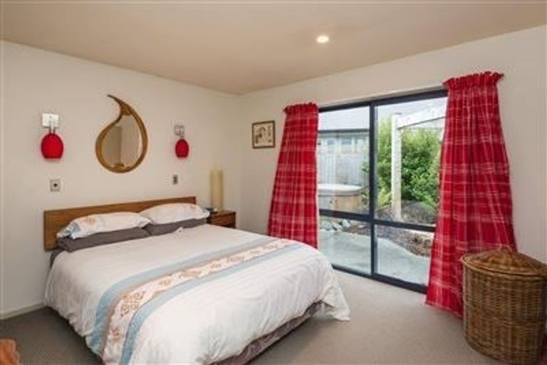 Photo of property in 1 Cotter Lane, Rangiora, 7400