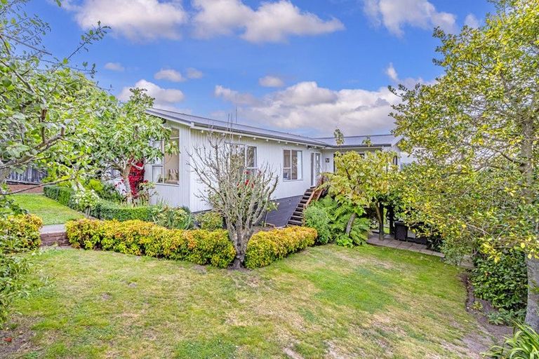 Photo of property in 214 Dyers Pass Road, Cashmere, Christchurch, 8022