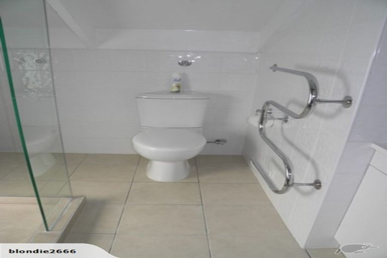 Photo of property in 28 Ranfurly Street, Tamatea, Napier, 4112