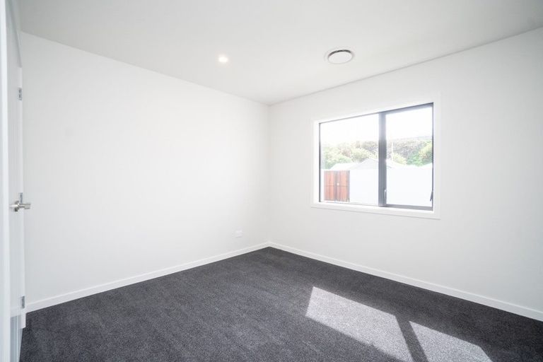 Photo of property in 28 Freedom Drive, Kelvin Grove, Palmerston North, 4414