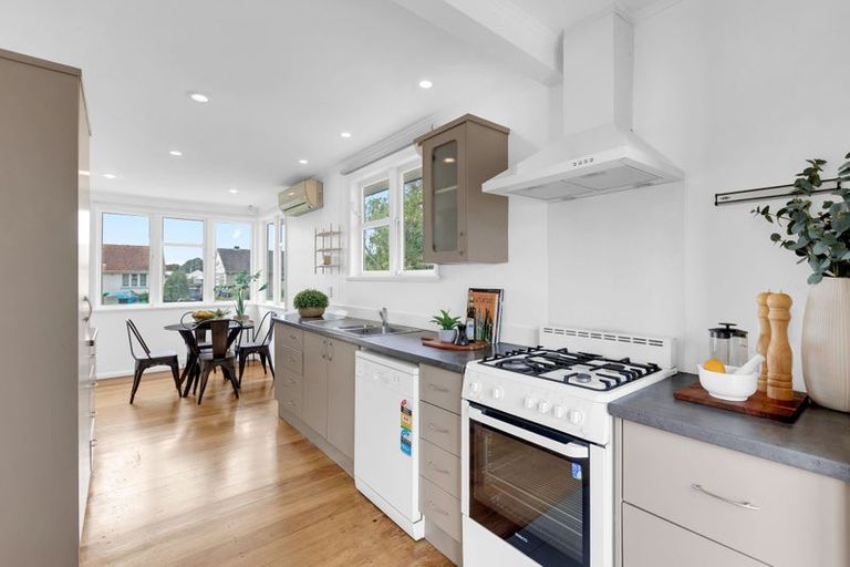 Photo of property in 12 Slim Street, Bader, Hamilton, 3206