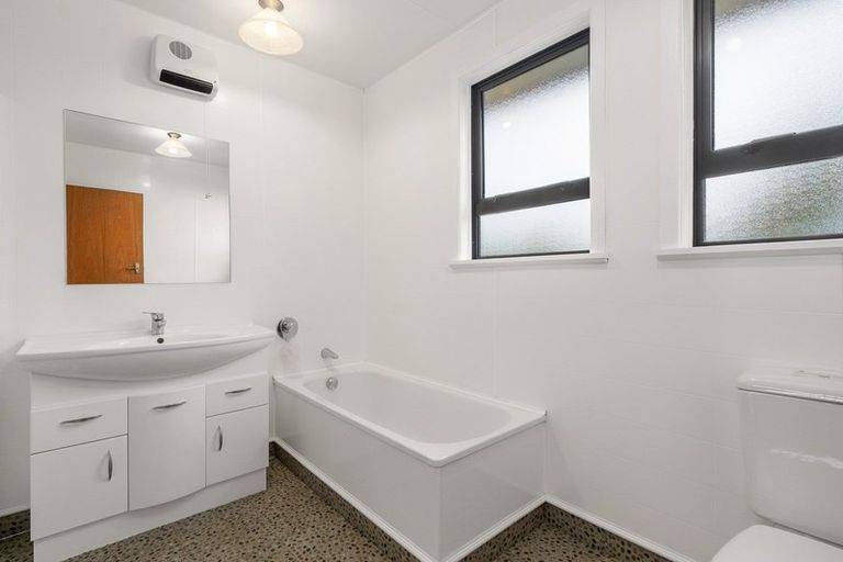 Photo of property in 6 Endeavour Street, Riversdale, Blenheim, 7201