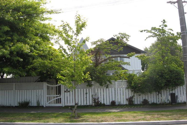 Photo of property in 25 Stratford Street, Merivale, Christchurch, 8014