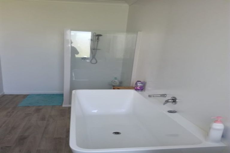 Photo of property in 9 Birch Street, Tuatapere, 9620