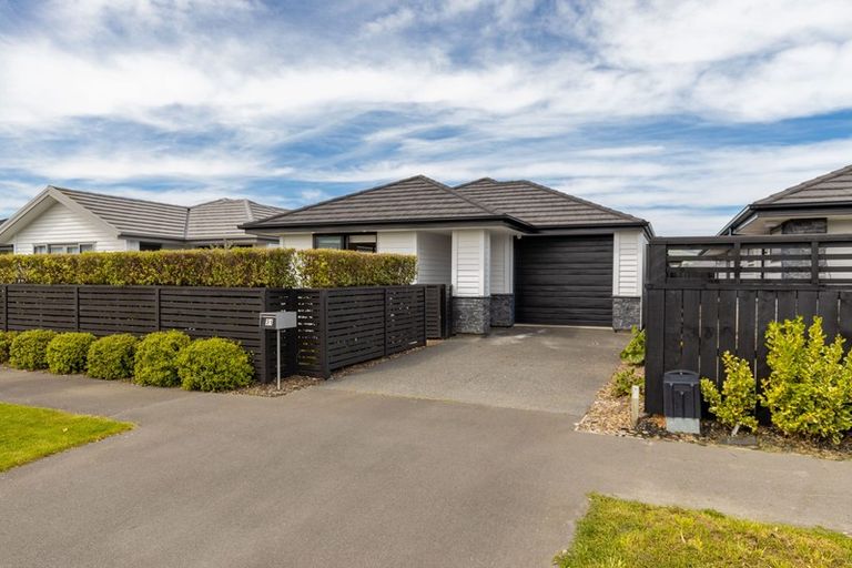 Photo of property in 31 Packard Crescent, Halswell, Christchurch, 8025