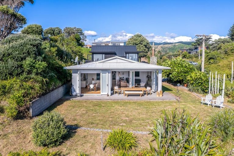 Photo of property in 1 Hydes Road, Raumati South, Paraparaumu, 5032