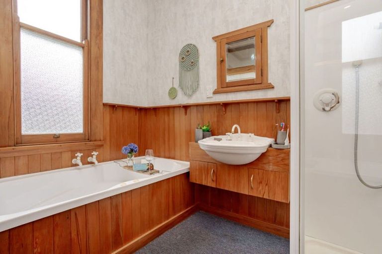 Photo of property in 39 Guy Street, Dannevirke, 4930